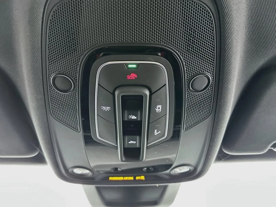 2025 Audi Q8 - Image 18 of 20