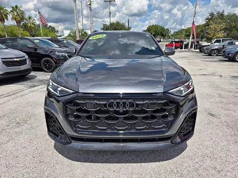 2025 Audi Q8 55 TFSI Prestige Sport Utility 4D