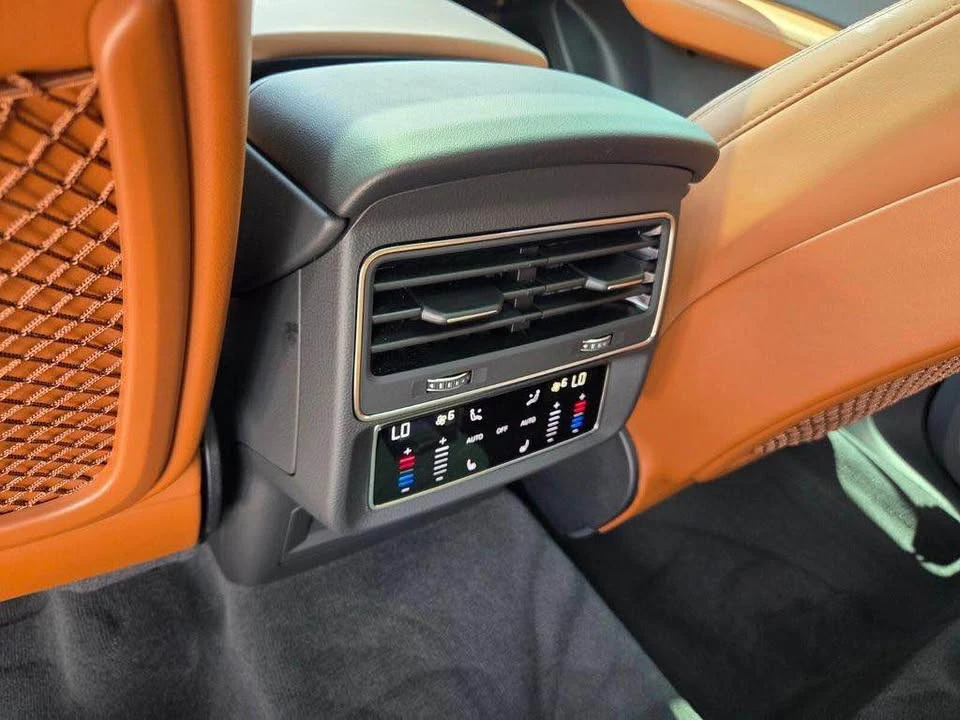 2025 Audi Q8 - Image 19 of 19