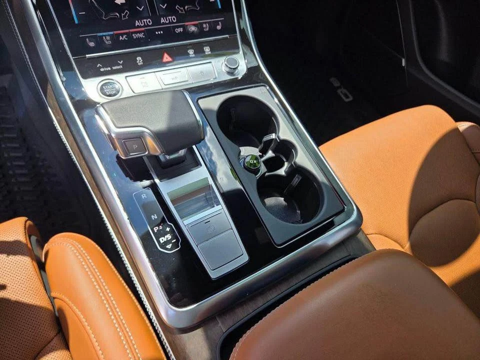 2025 Audi Q8 - Image 8 of 19
