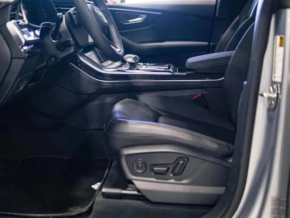 2025 Audi Q8 - Image 7 of 13