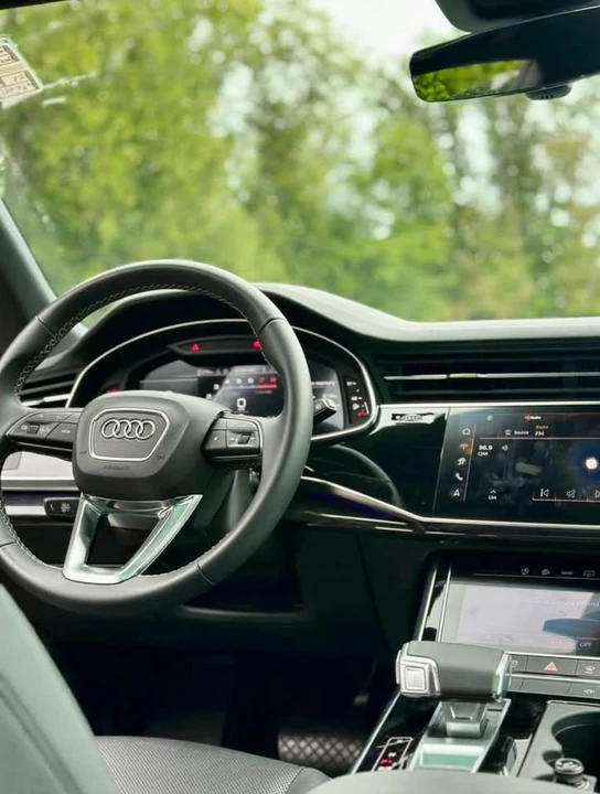 2025 Audi Q8 - Image 10 of 12