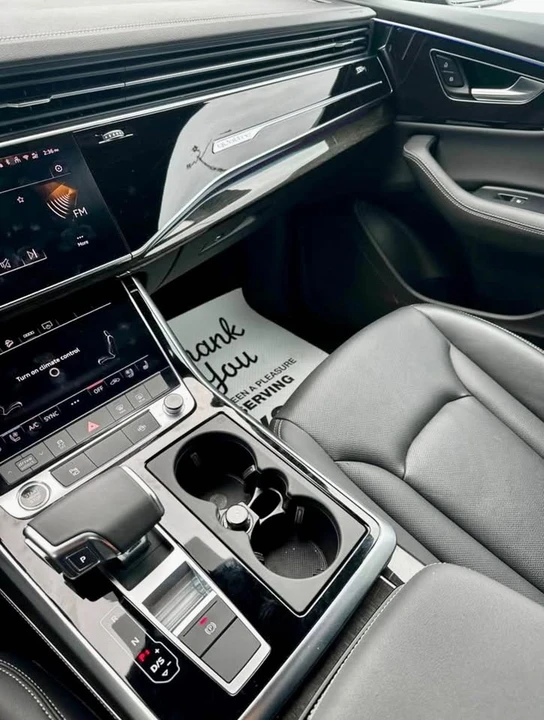 2025 Audi Q8 - Image 9 of 12