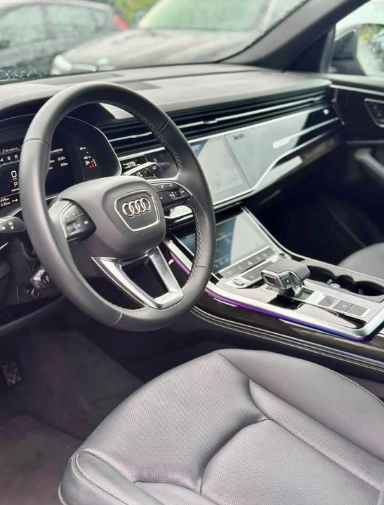 2025 Audi Q8 - Image 11 of 12