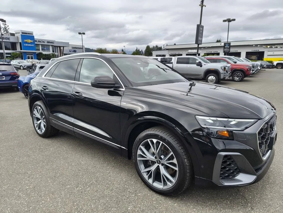 2025 Audi Q8 - Image 2 of 17