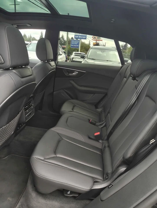 2025 Audi Q8 - Image 9 of 17