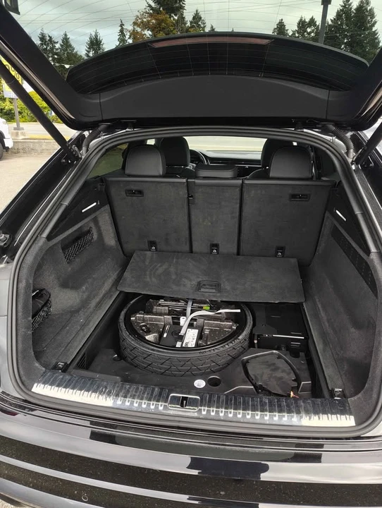 2025 Audi Q8 - Image 7 of 17