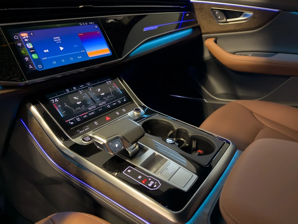 2025 Audi Q8 - Image 10 of 15