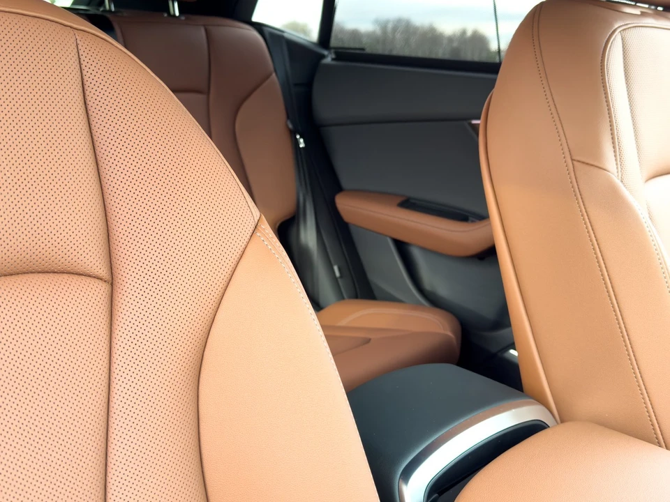 2025 Audi Q8 - Image 13 of 15