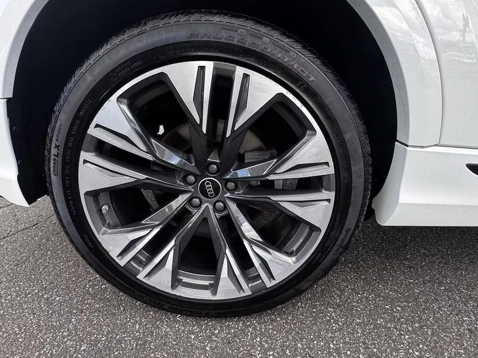2025 Audi Q8 - Image 10 of 19