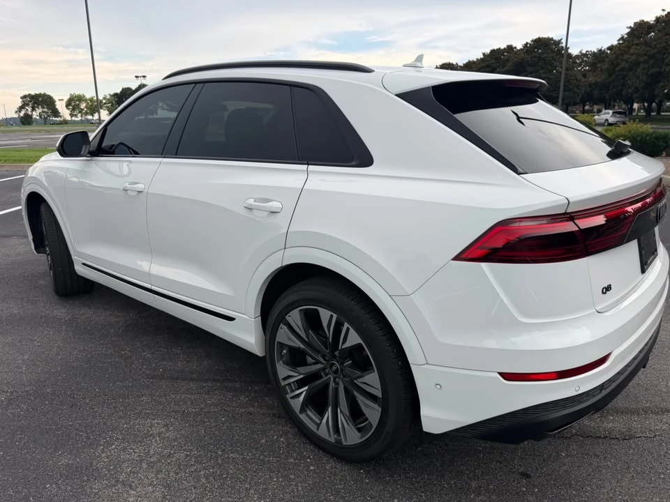 2025 Audi Q8 - Image 4 of 17