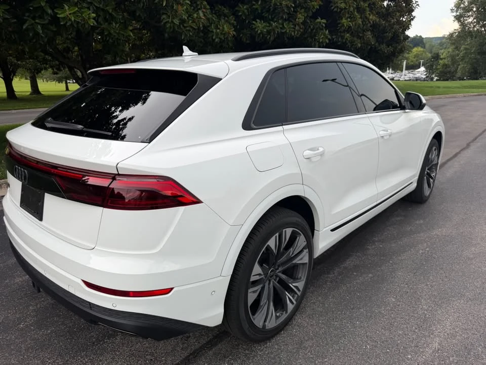 2025 Audi Q8 - Image 3 of 17
