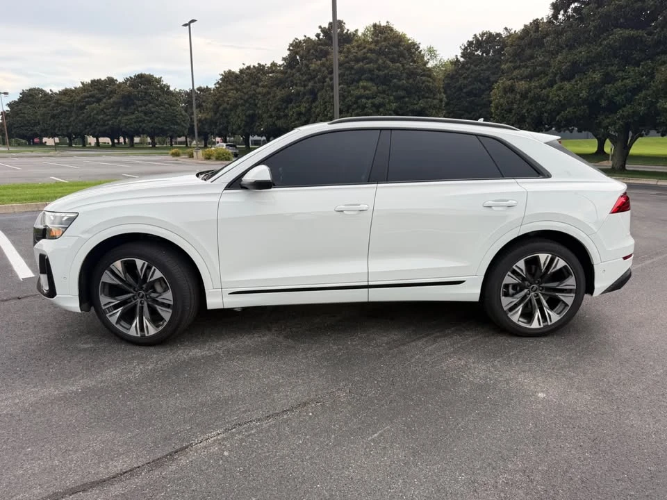 2025 Audi Q8 - Image 5 of 17