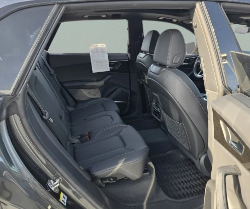 2025 Audi Q8 - Image 12 of 12