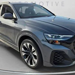 2025 Audi Q8 Premium Plus