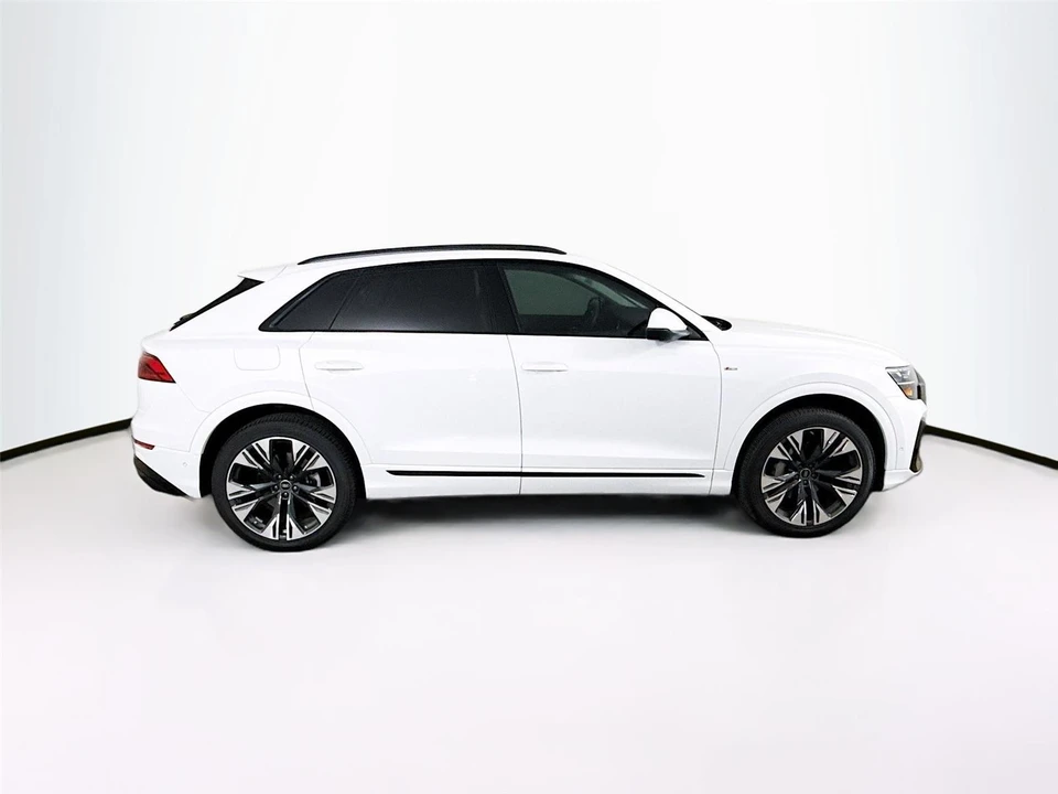 2025 Audi Q8 - Image 9 of 14