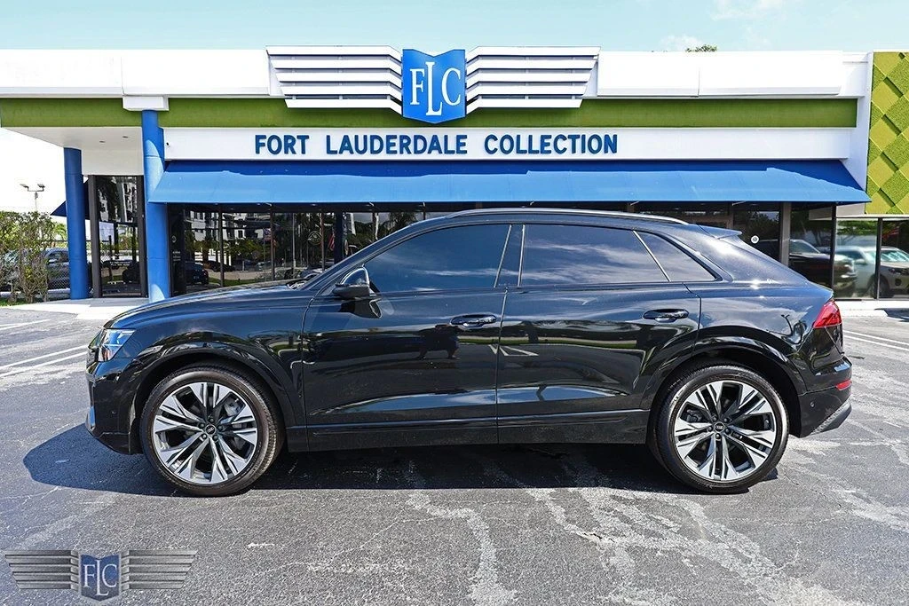 2025 Audi Q8 - Image 3 of 12