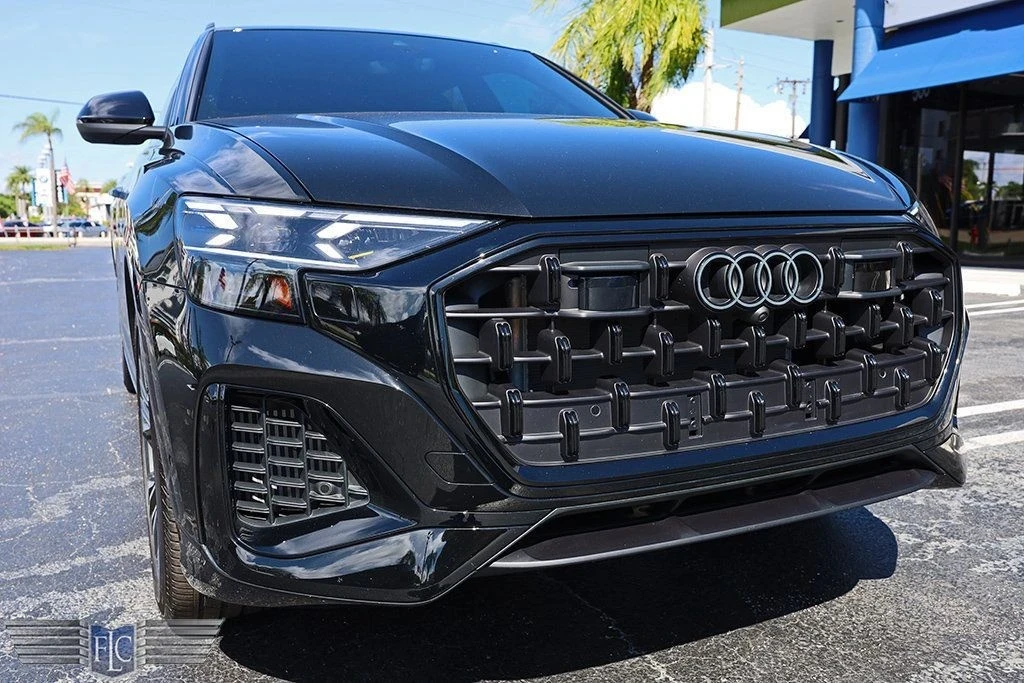 2025 Audi Q8 - Image 10 of 12