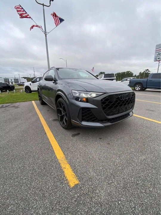 2025 Audi Q8 - Image 3 of 6