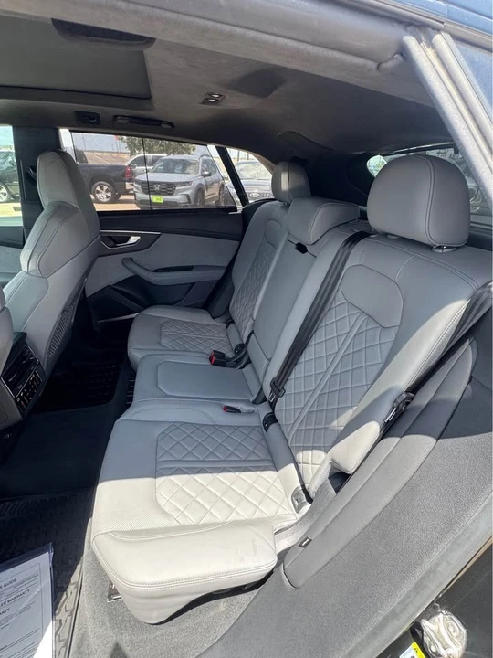 2025 Audi Q8 - Image 11 of 17
