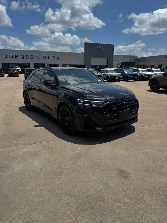 2025 Audi Q8 - Image 3 of 17