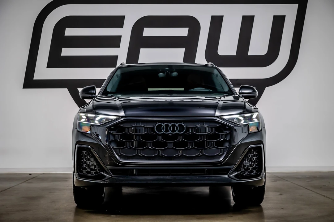 2025 Audi Q8 - Image 3 of 12