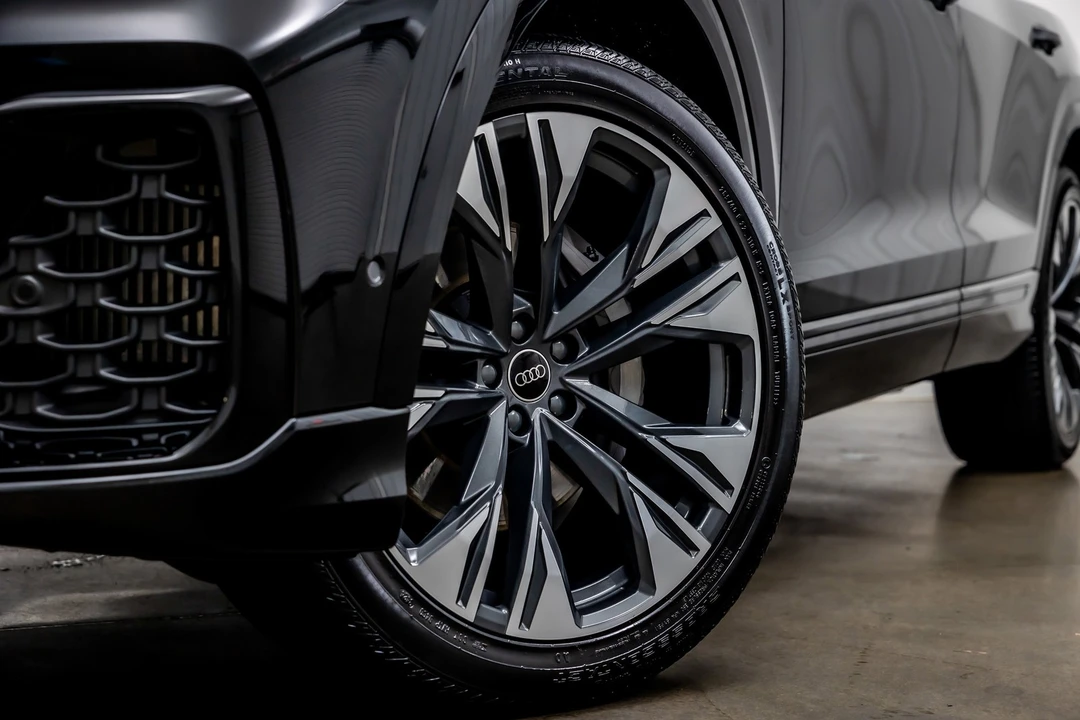 2025 Audi Q8 - Image 19 of 21