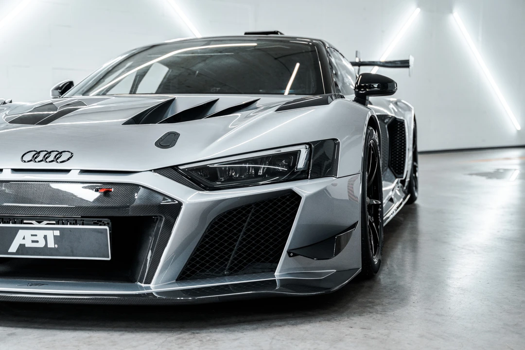 2025 Audi 4S R8 - Image 25 of 31