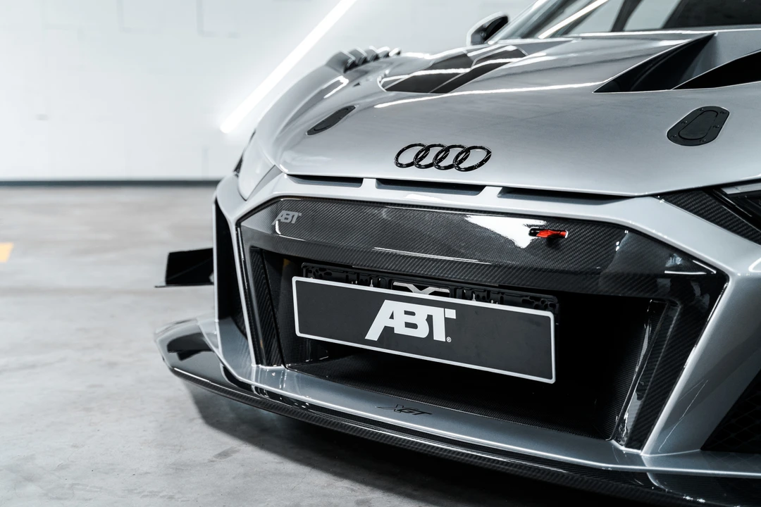 2025 Audi 4S R8 - Image 27 of 31