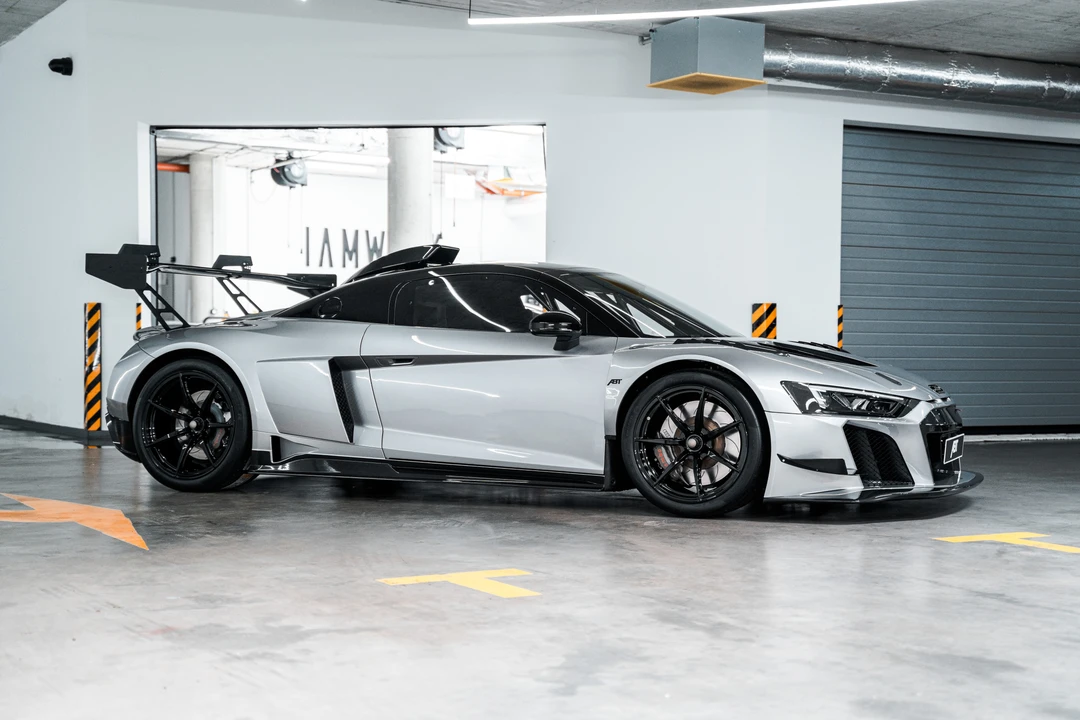 2025 Audi 4S R8 - Image 5 of 31