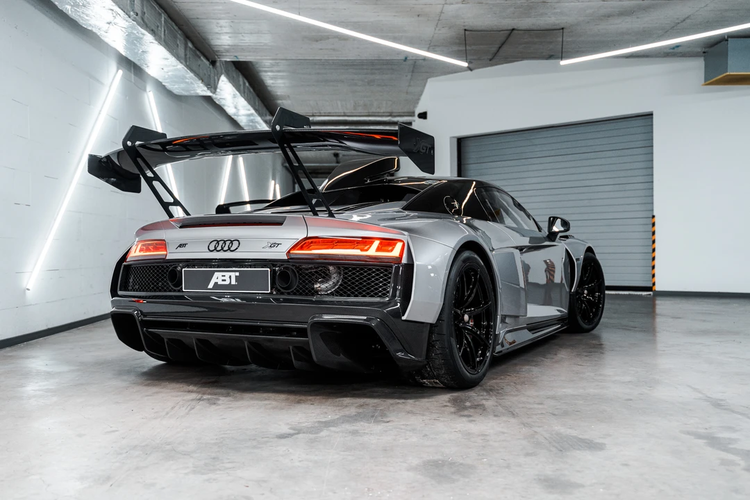 2025 Audi 4S R8 - Image 7 of 31