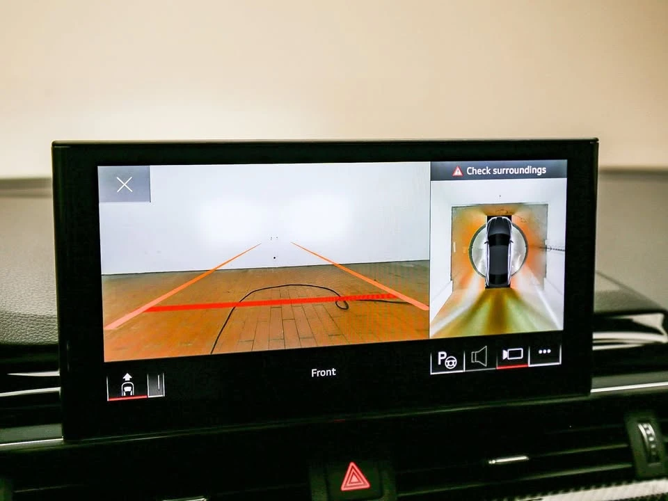 2025 Audi RS5 - Image 8 of 17