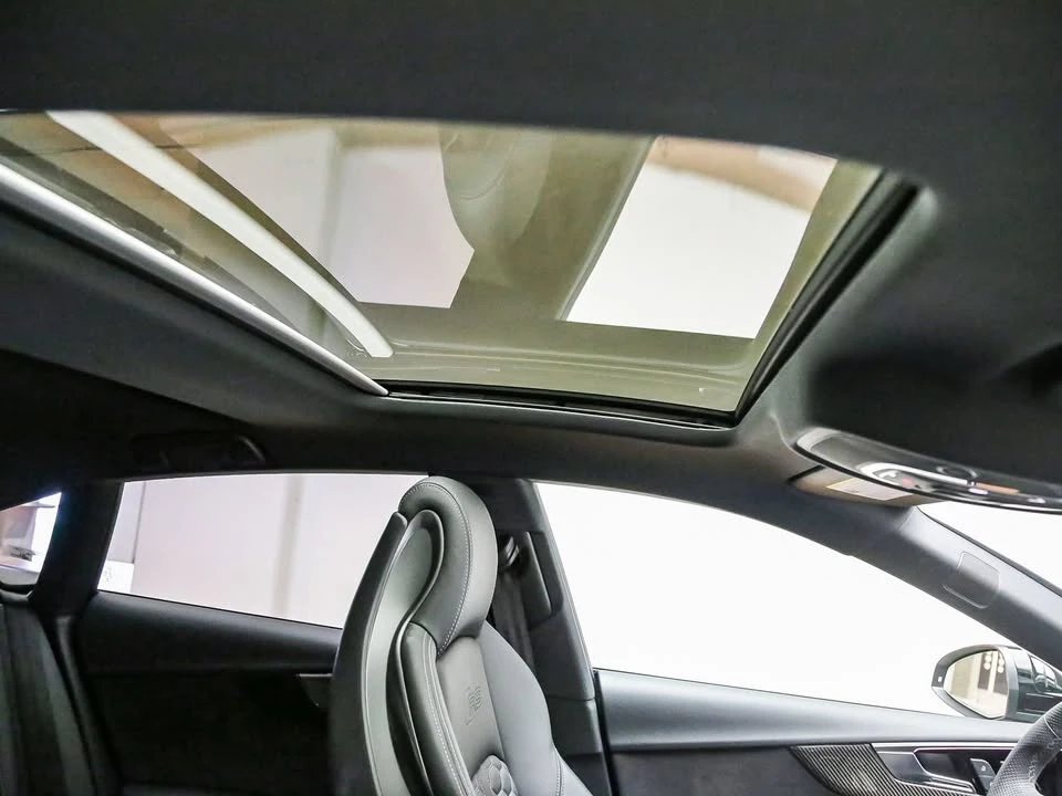 2025 Audi RS5 - Image 9 of 17