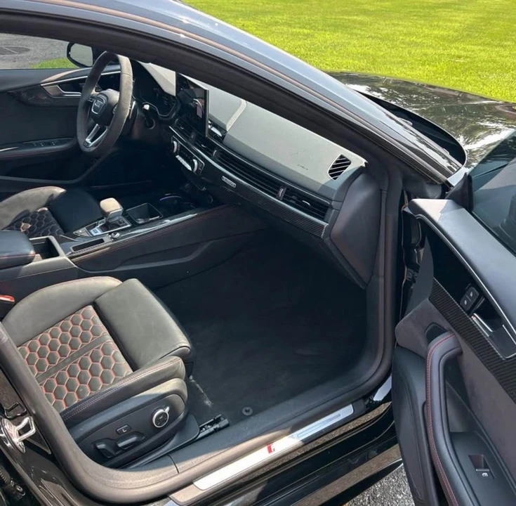 2025 Audi RS5 - Image 13 of 18