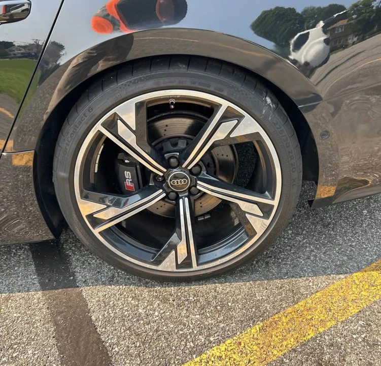 2025 Audi RS5 - Image 11 of 18