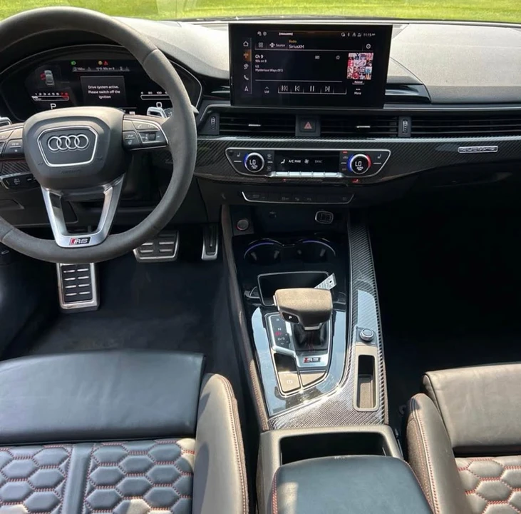 2025 Audi RS5 - Image 16 of 18