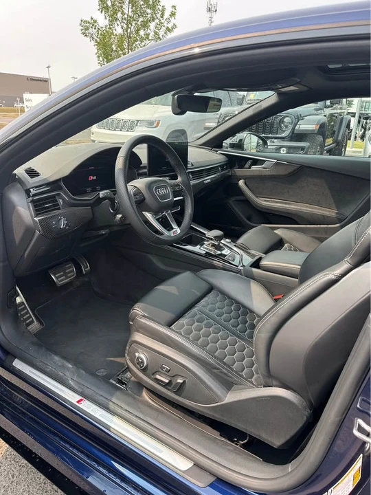 2025 Audi RS5 - Image 10 of 14