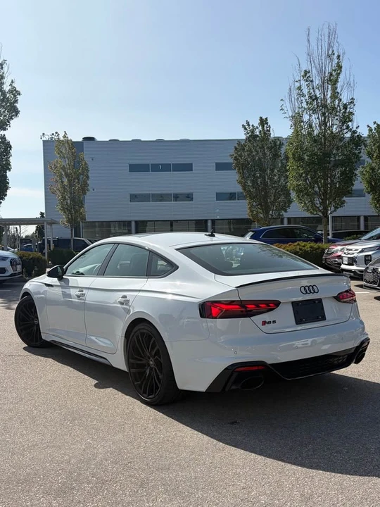 2025 Audi RS5 - Image 6 of 13
