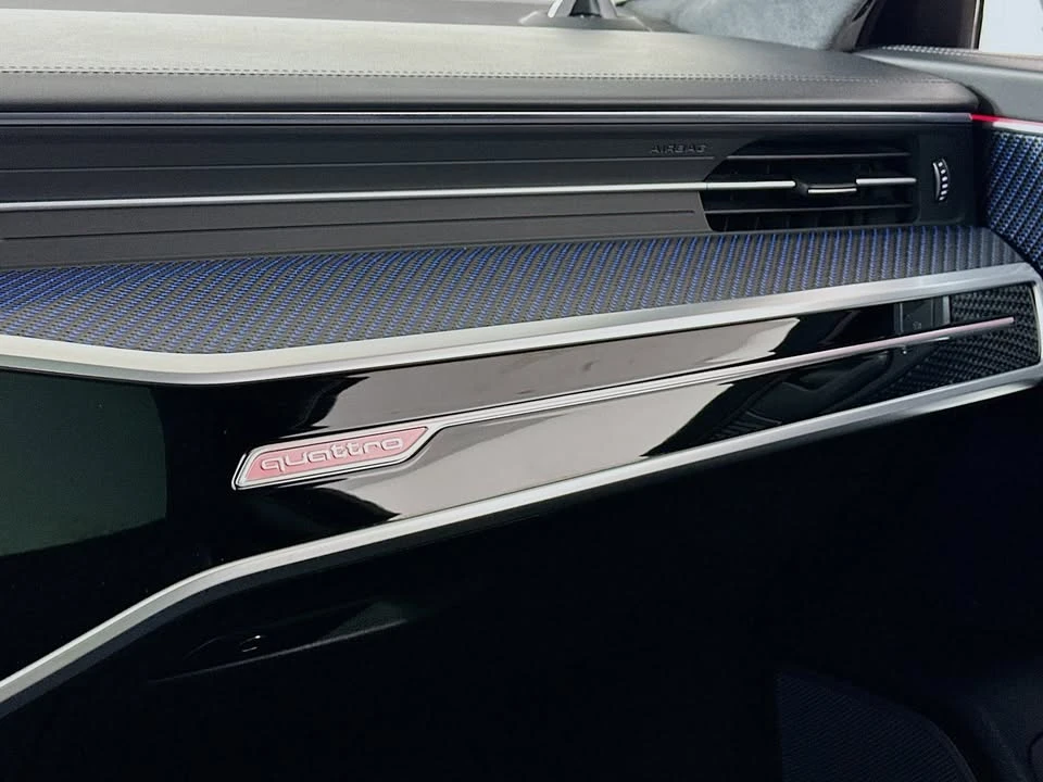 2025 Audi C8 RS6 - Image 16 of 20