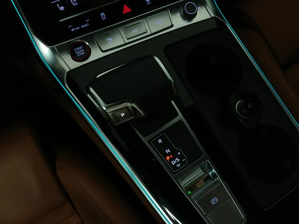 2025 Audi C8 RS6 - Image 16 of 20
