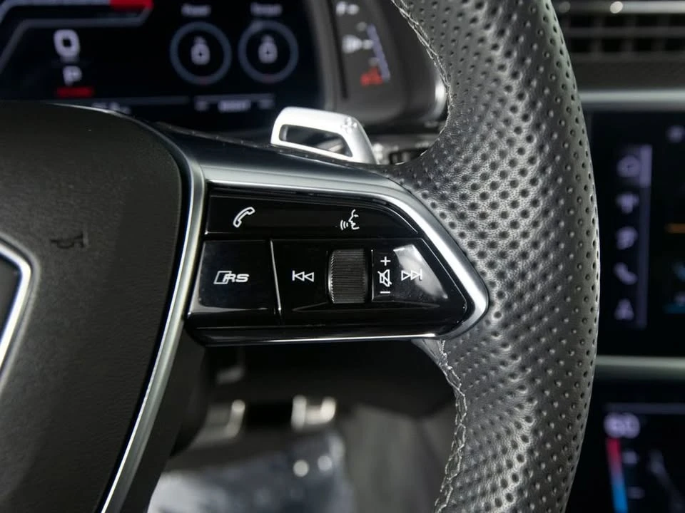 2025 Audi C8 RS6 - Image 18 of 19