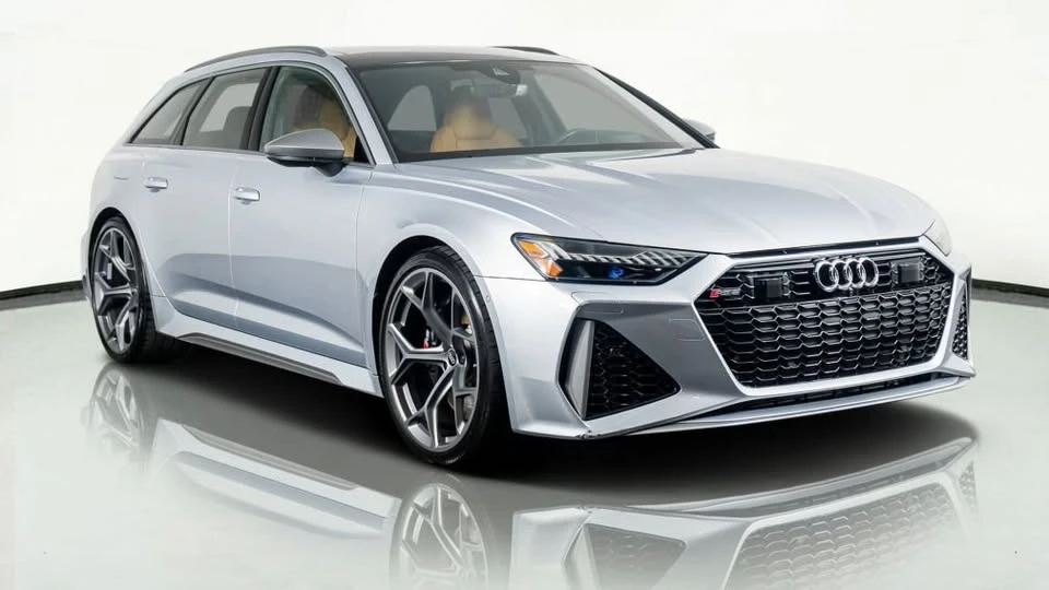 2025 Audi C8 RS6 - Image 2 of 20