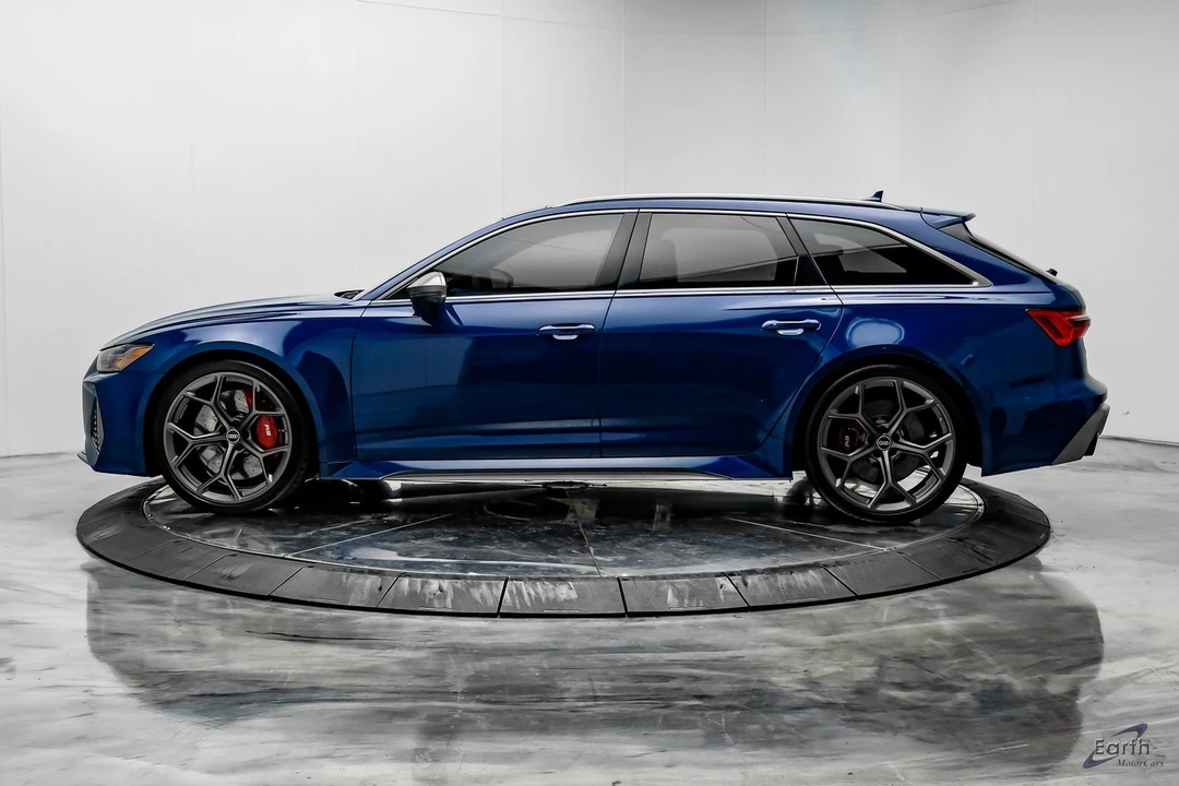 2025 Audi C8 RS6 - Image 5 of 12