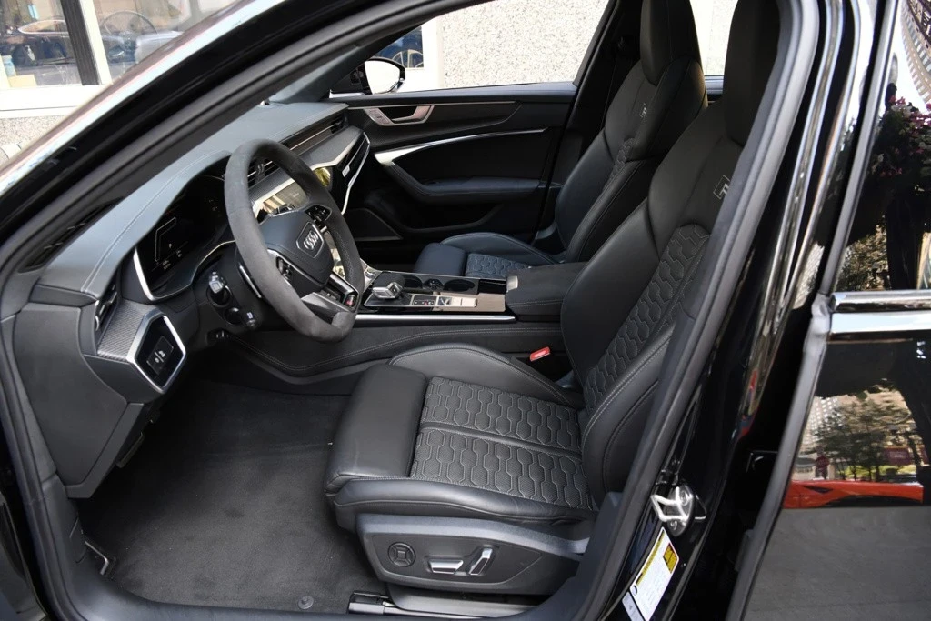 2025 Audi C8 RS6 - Image 8 of 12