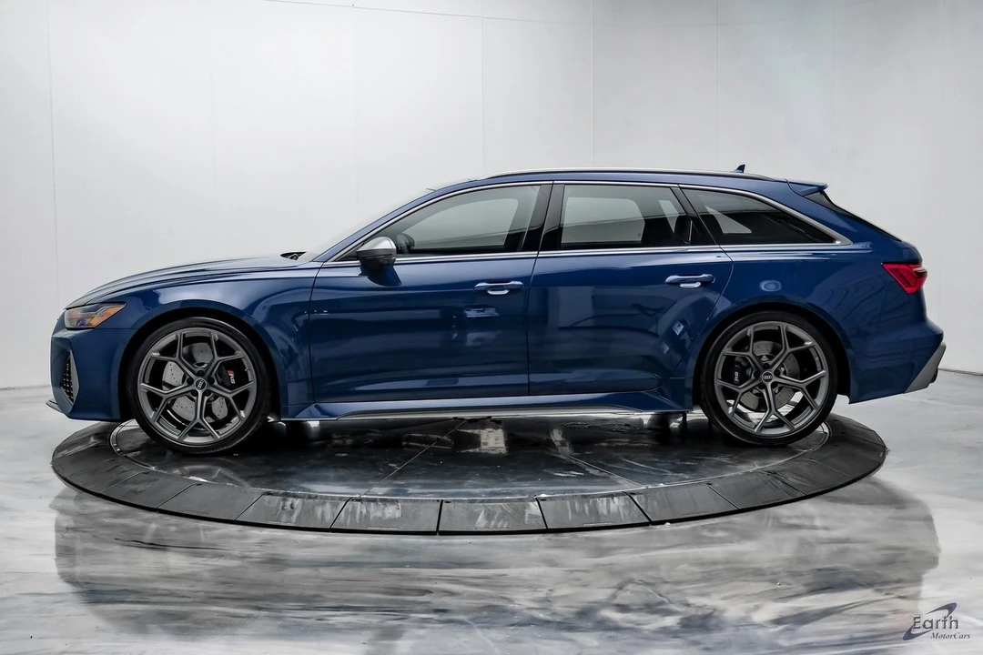2025 Audi C8 RS6 - Image 5 of 12