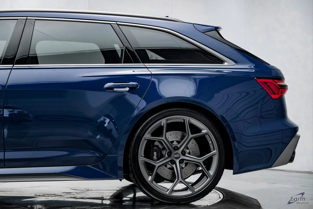 2025 Audi C8 RS6 - Image 7 of 12