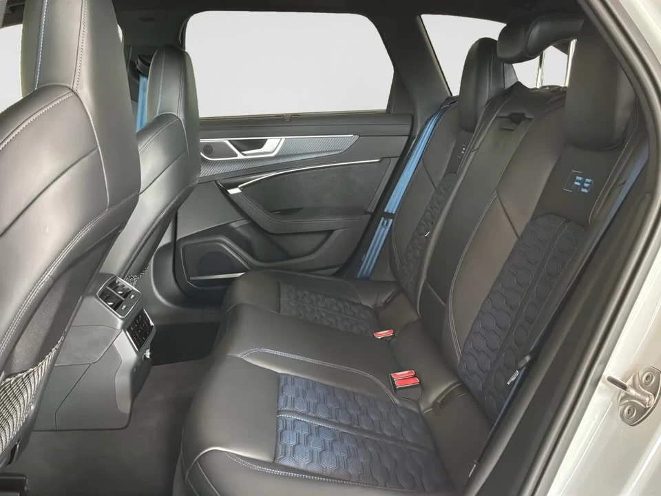 2025 Audi C8 RS6 - Image 18 of 19