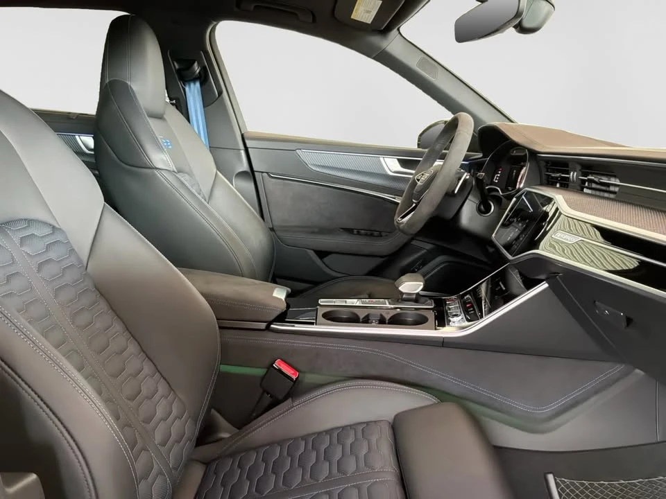 2025 Audi C8 RS6 - Image 17 of 19