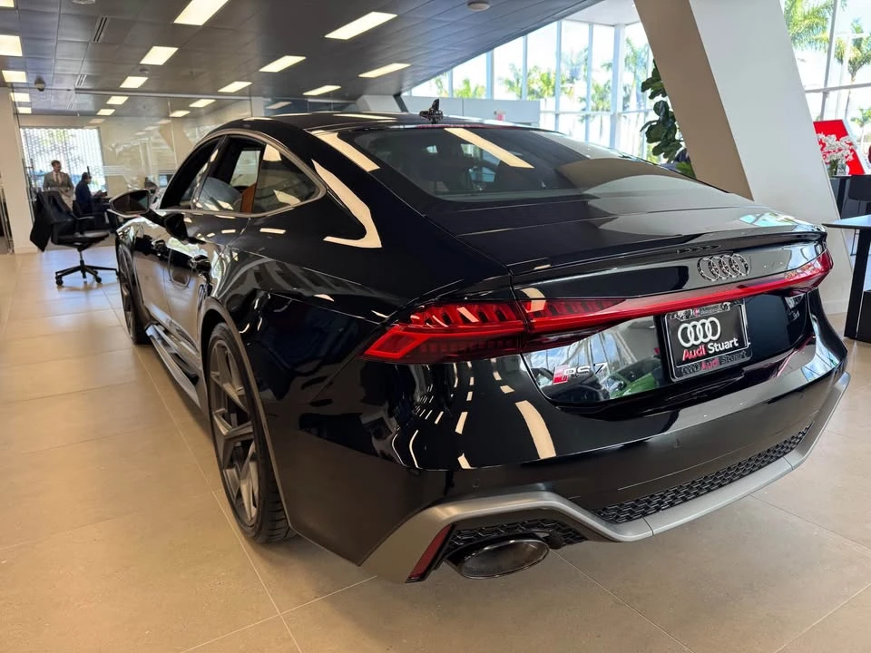 2025 Audi C8 RS7 - Image 10 of 10