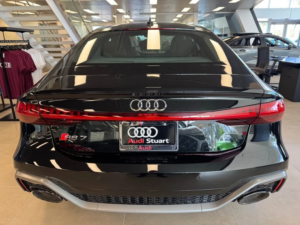 2025 Audi C8 RS7 - Image 4 of 10